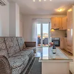 2 Bedroom Gorgeous In *